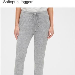 Women’s GAP Joggers